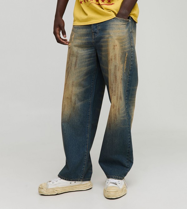 Distressed Baggy Fit Jeans