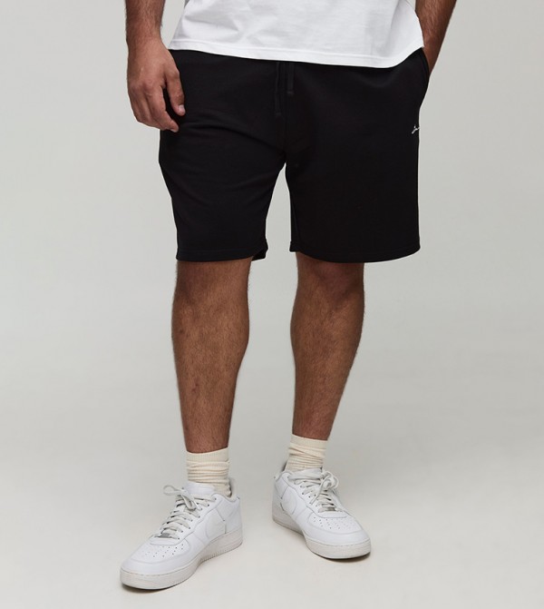 Plus & Tall Lightweight Regular Fit BM Signature Shorts