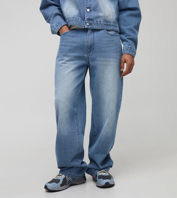 Washed Embroidered Relaxed Fit Jeans