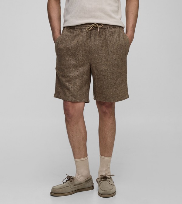 Drawstring Waist Relaxed Fit Herringbone Shorts