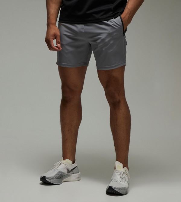 Logo Detail 5" Active Shorts