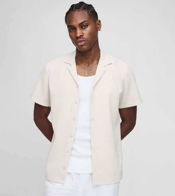 Slim Fit Revere Pleated Shirt