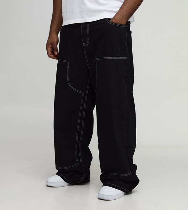 جينز بقصة مريحة للمقاسات الكبيرة والطويلة 