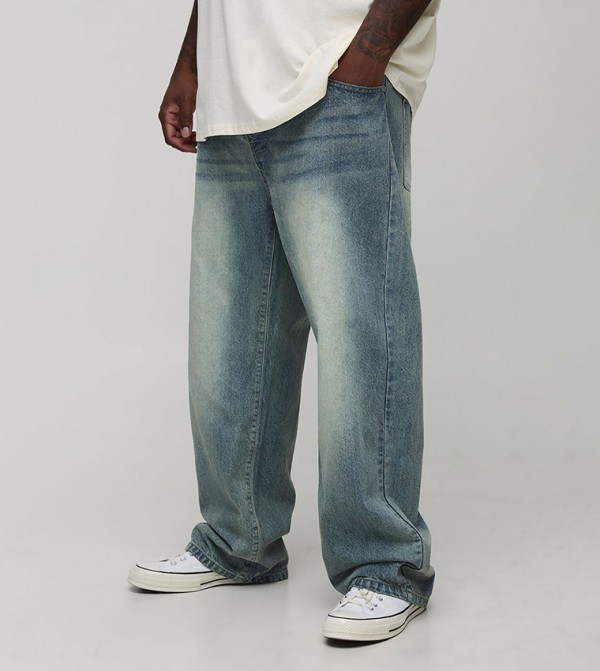 Extreme Washed Tab Straight Fit Jeans