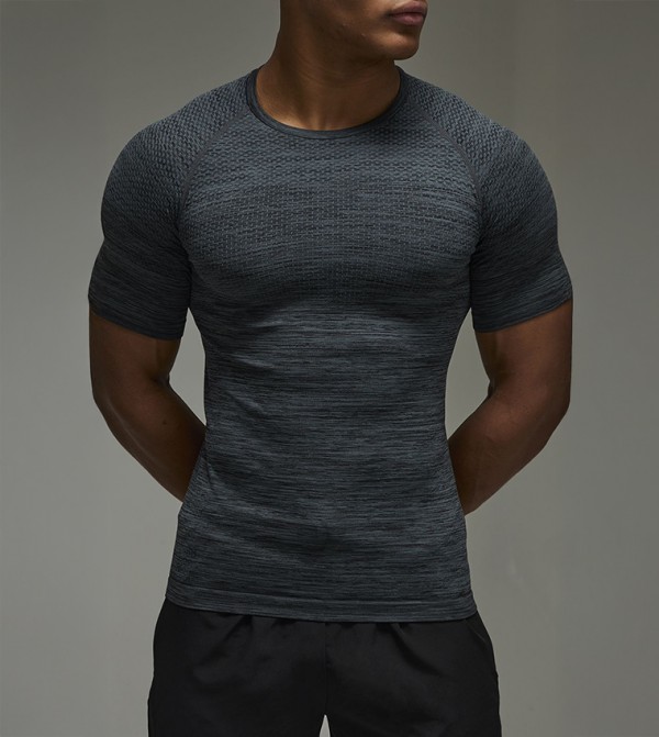 Seamless Muscle Fit Active T-Shirt