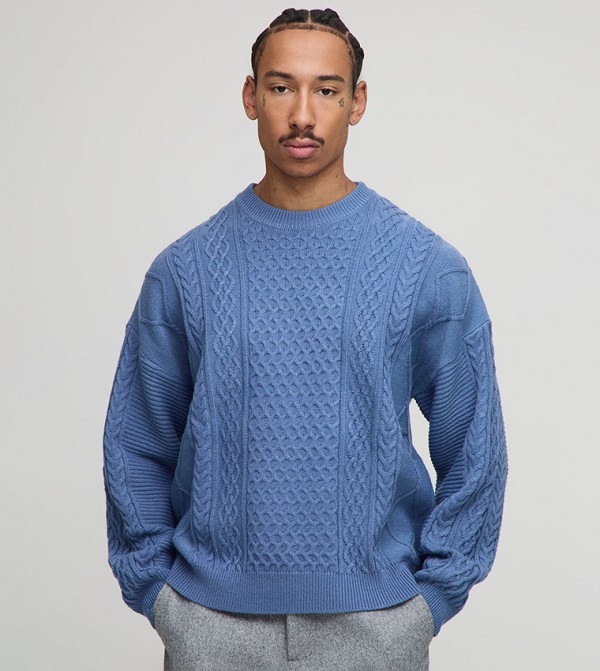 سويتر محبوك اوفرسايز برقبة مستديرة 