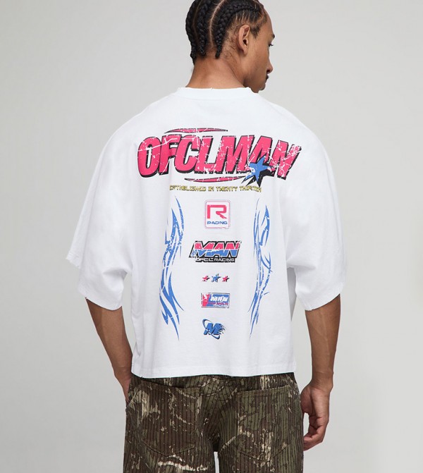 تيشيرت أوفرسايز بطبعة 