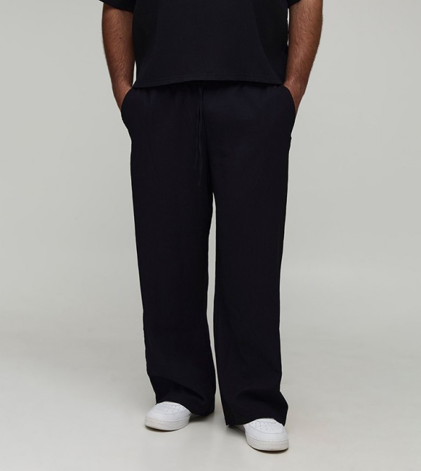 Mid Rise Pleated Wide Leg Trousers