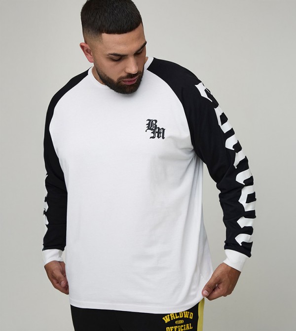 تيشيرت اوفرسايز كم طويل بطبعة 