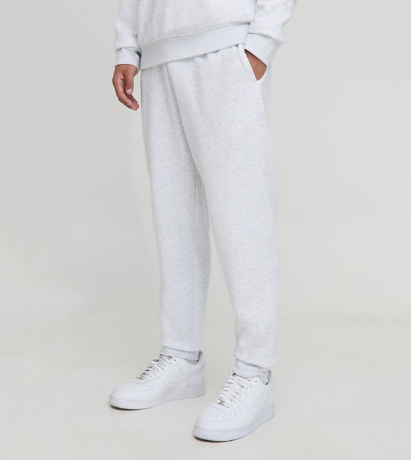 Solid Mid Rise Regular Fit Joggers