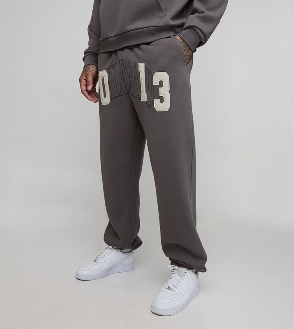 جوغر بطبعة للمقاسات الطويلة