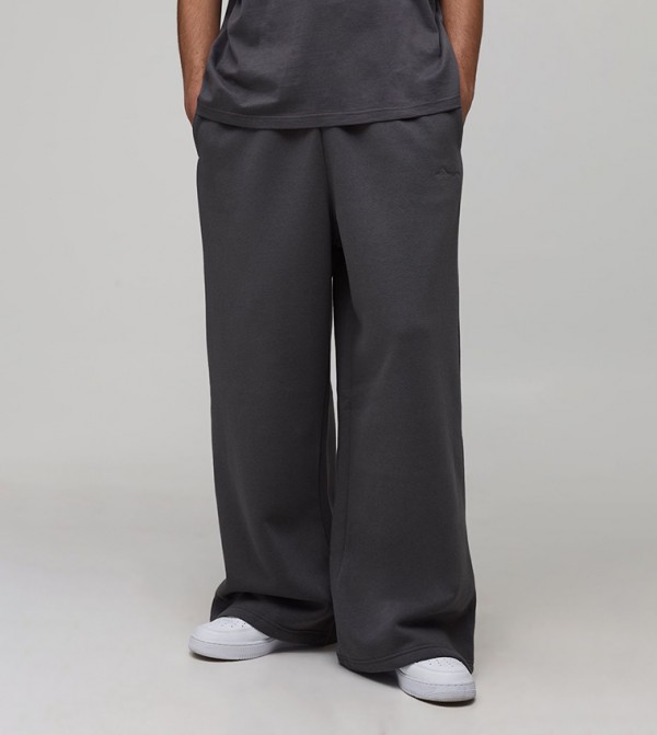 Bm Signature Extreme Wide Leg Sweatpants