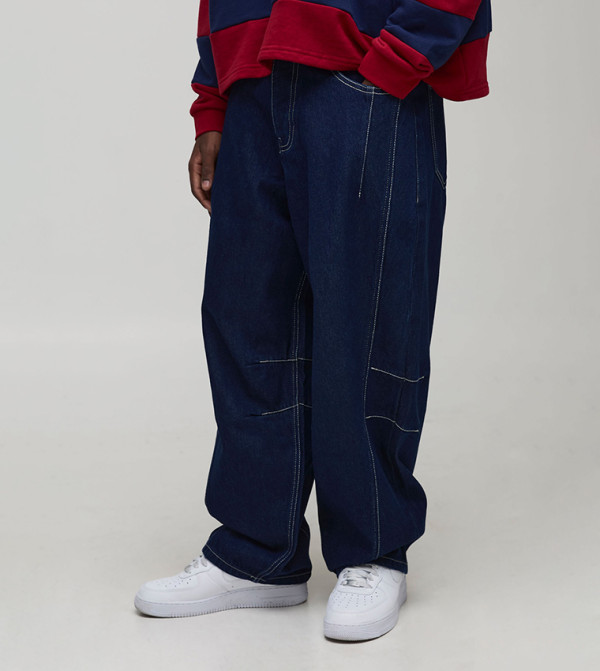 جينز بقصة بالون مغسول 