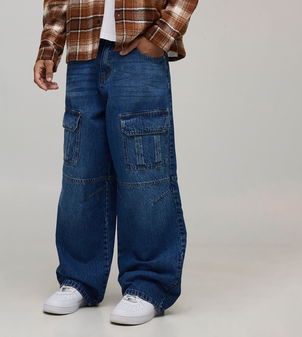 Mid Rise Super Baggy Fit Cargo Jeans