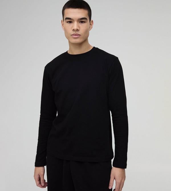 Solid Long Sleeves Regular Fit Crew Neck T-Shirt