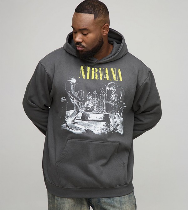 هودي اوفرسايز بطبعة نيرفانا مرخصة