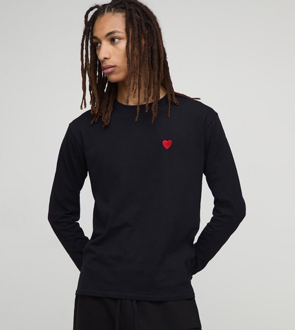 Heart Embroidered Long Sleeves T-Shirt