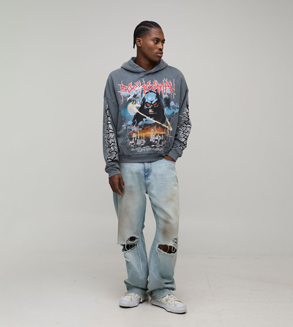 هودي اوفرسايز بطبعة 