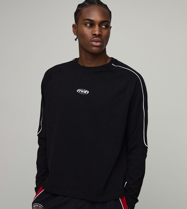 Embroidered Raglan Long Sleeves Oversized T-Shirt