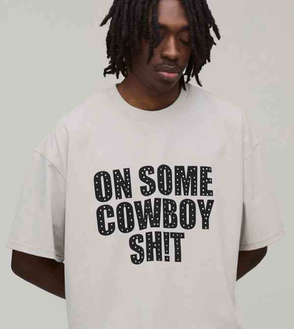 تيشيرت اوفرسايز ثقيل الوزن