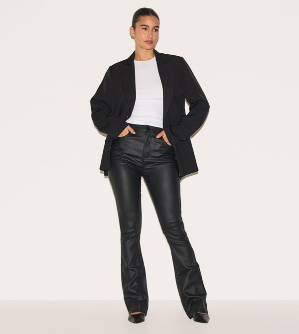 Coated Washed Flared Jeans