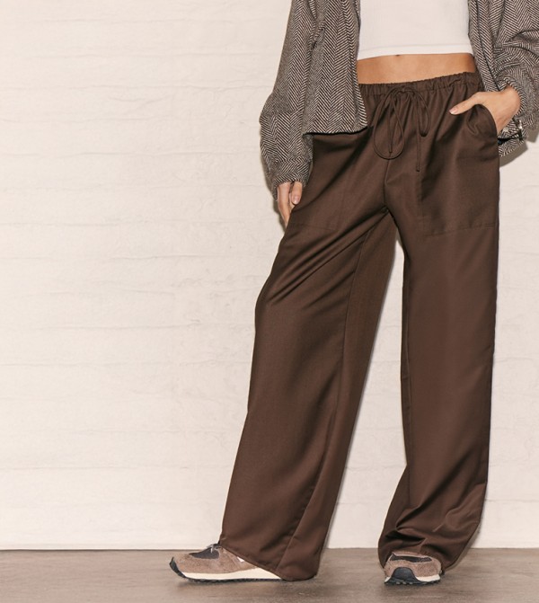 Woven Drawstring Waist Low Rise Relaxed Trousers