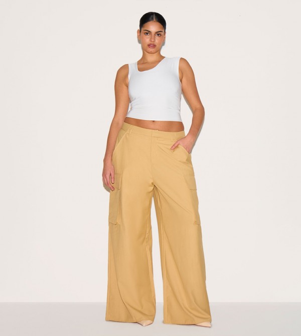 Curve Woven Pocket Detail Wide Leg Trousers