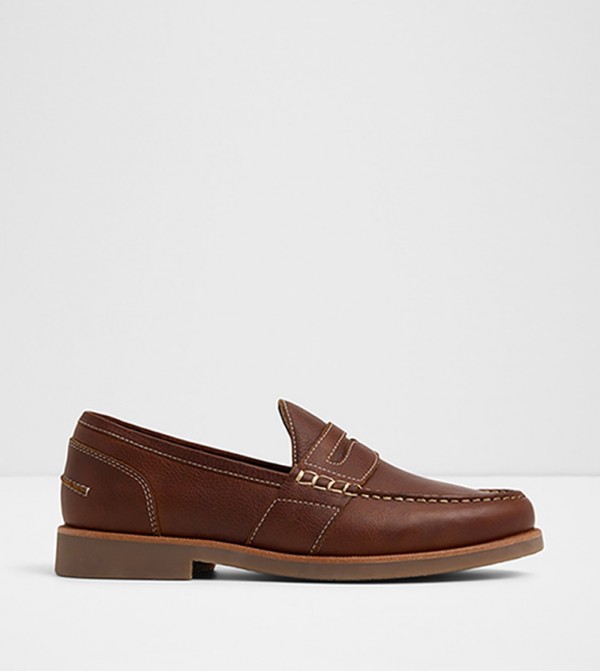 CORBIN Textured Loafers