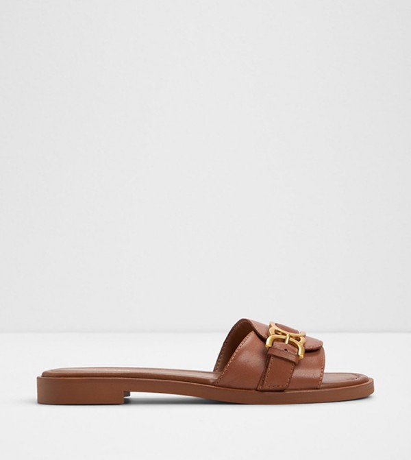 DALLAEDAR Metal Accent Flat Sandals