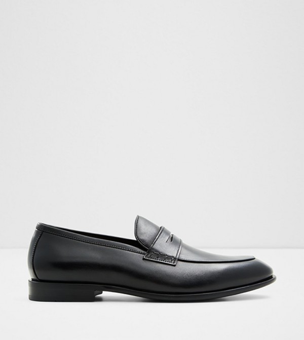 DARRIS Round Toe Loafers