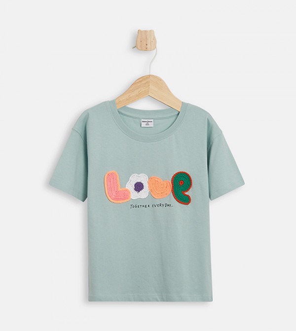 Appliqued Short Sleeves T-Shirt