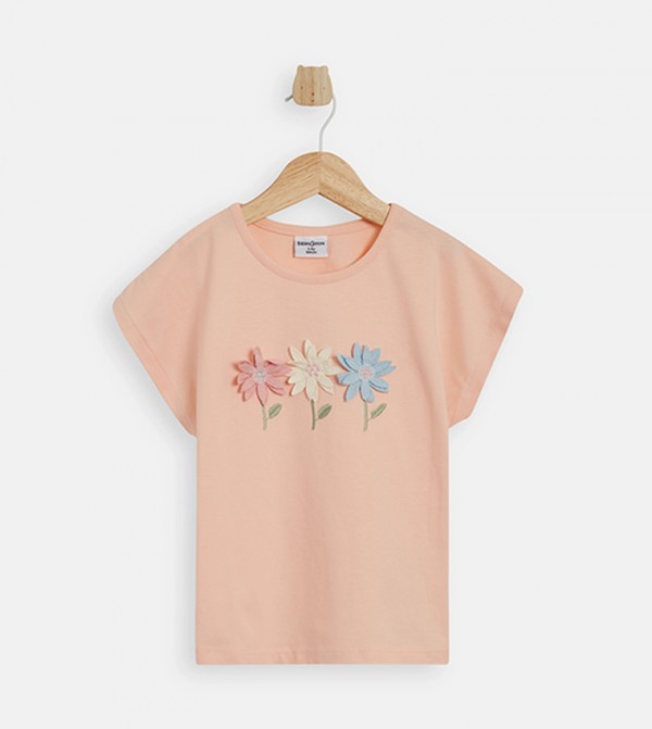 Appliqued Short Sleeves T-Shirt