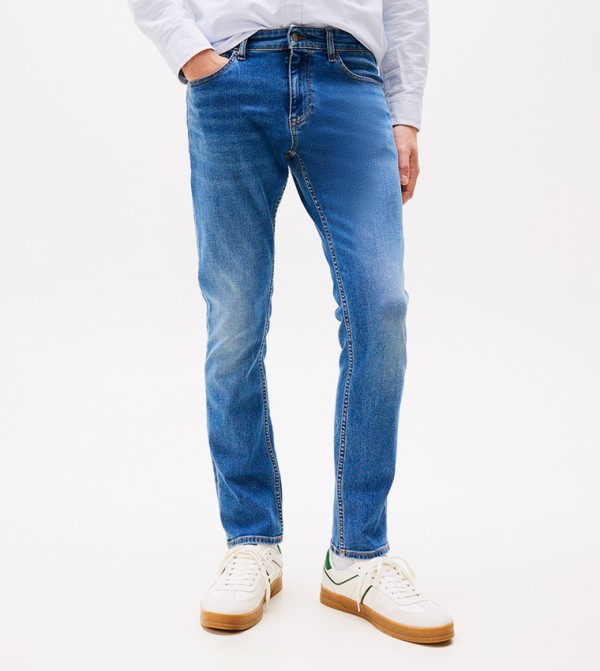 SCANTON Faded Slim Fit Jeans