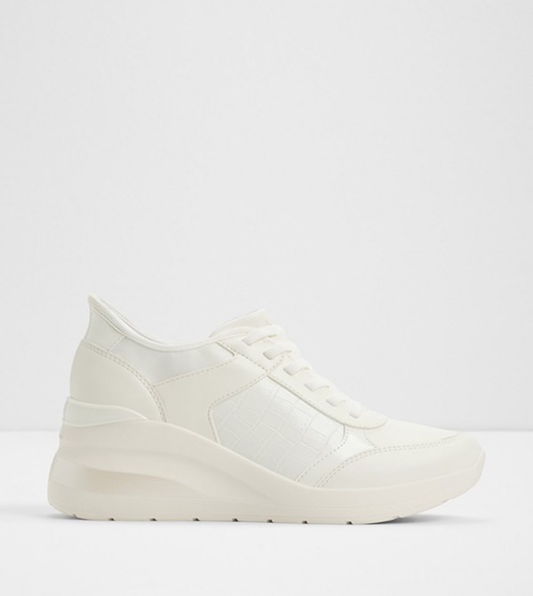 EASYINWEDGE Textured Wedge Sneakers