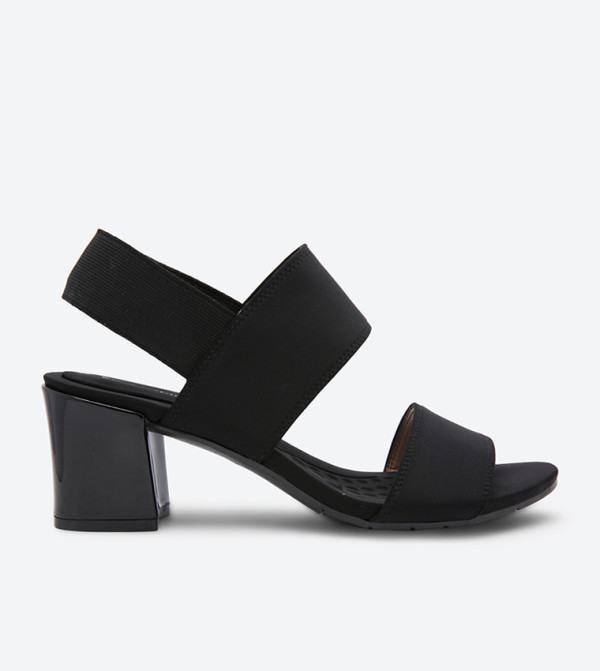 easy spirit kailynne sandals