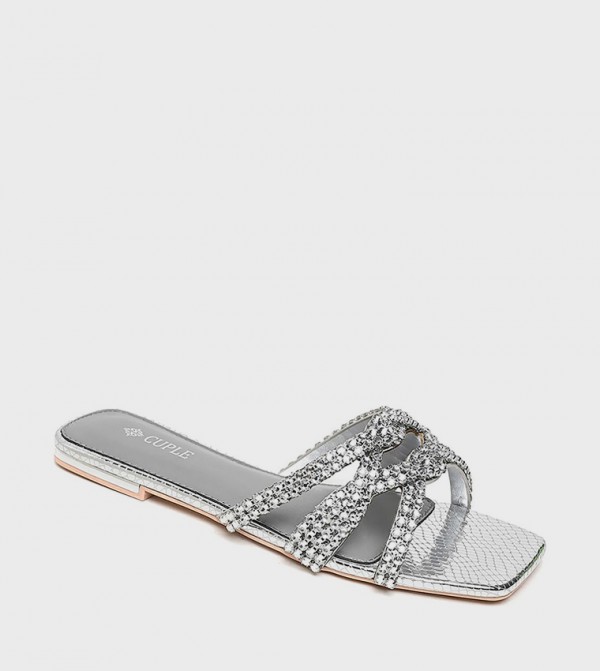 Embellished Open Toe Flat Sandals