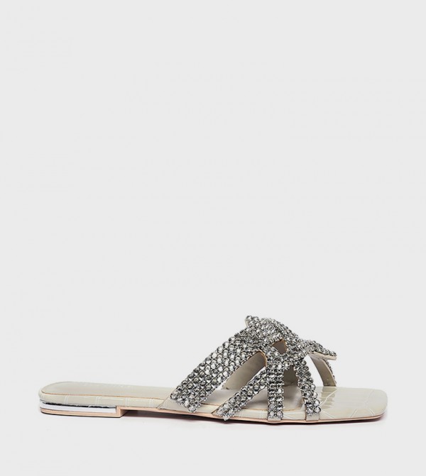 Embellished Open Toe Flat Sandals