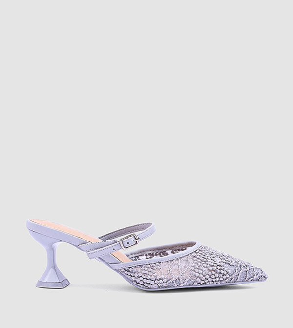 Lace Pointed Toe Heel Pumps