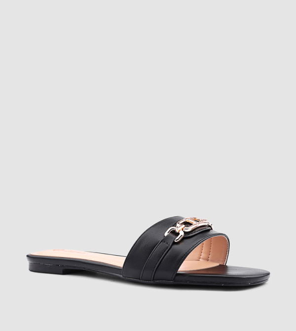 Metal Accent Open Toe Flat Sandals