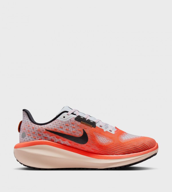 VOMERO 17 Runner Sneakers