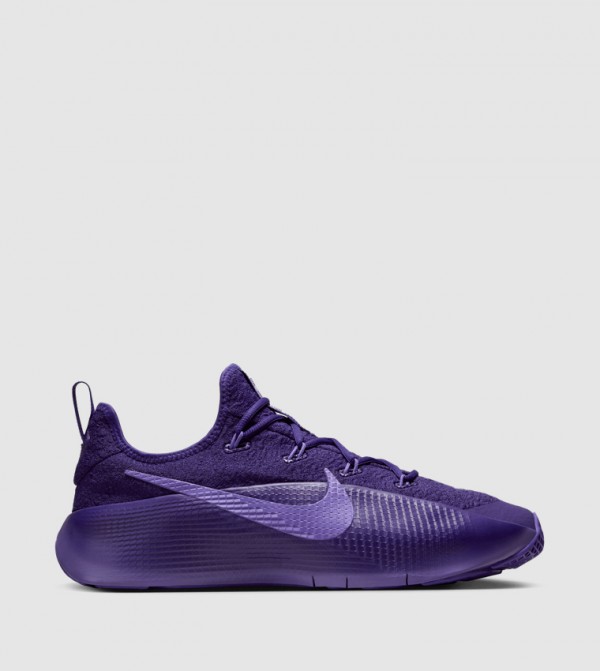 ROYALTY Slip-On Training Shoes