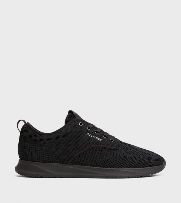 NEWPORT 3D Lace-Up Sneakers