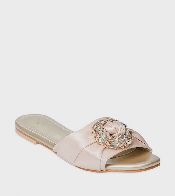 Embellished Open Toe Flat Sandals