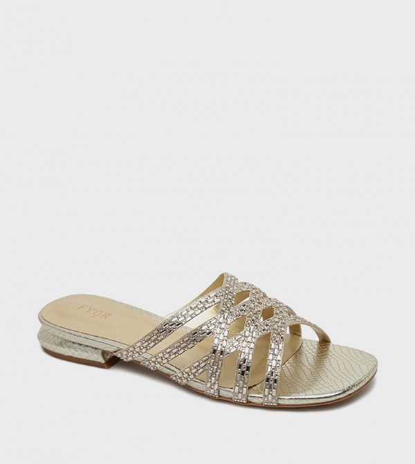 Embellished Open Toe Flat Sandals
