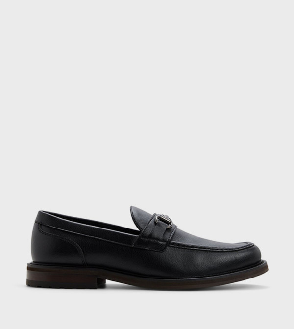 GLENWOOD Solid Metal Detail Loafers