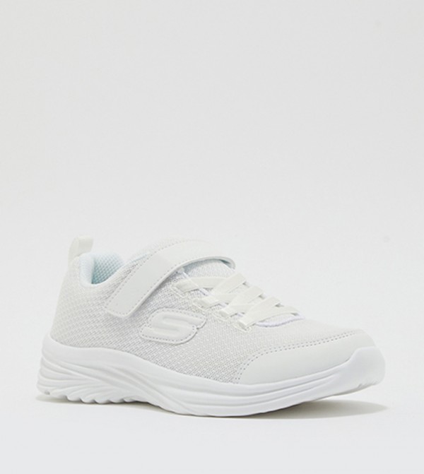 DREAMY DANCER Low Top Sneakers