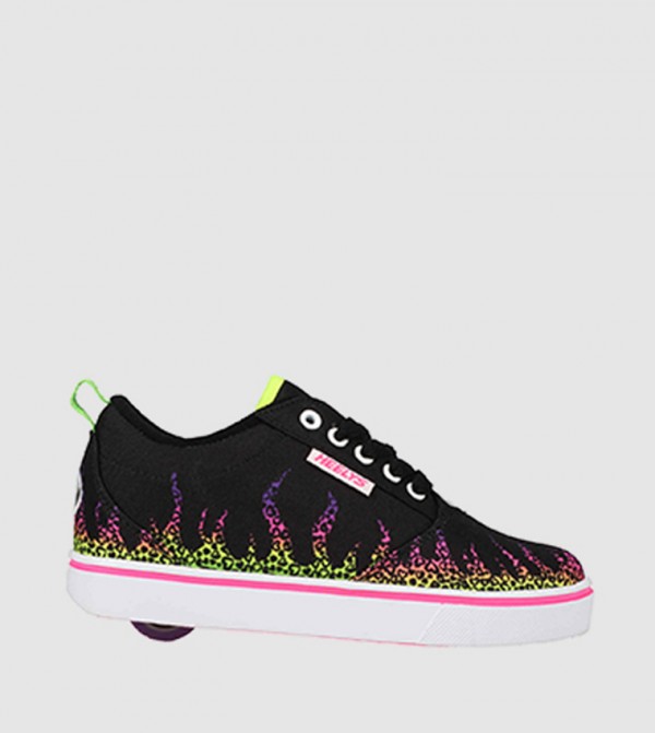 PRO 20 PRINTS Sneakers
