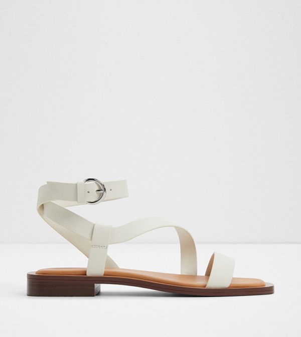 GRUGAR Textured Low Heel Sandals