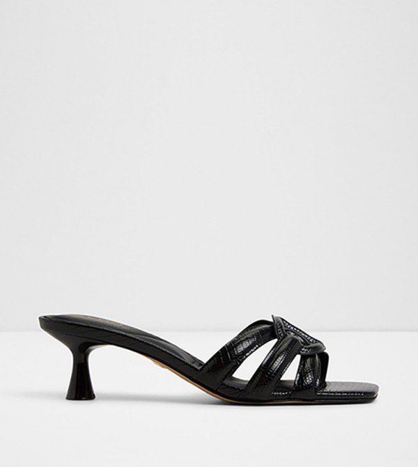 GWELIWIEN Textured Heeled Sandals