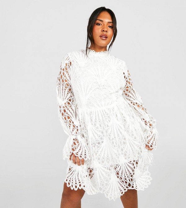 Boohoo lace skater dress with flared 2025 cuffs in white